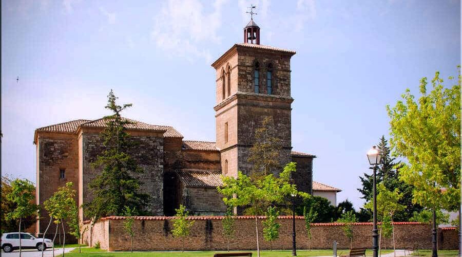 Taxi de Puente de la Reina a Uterga